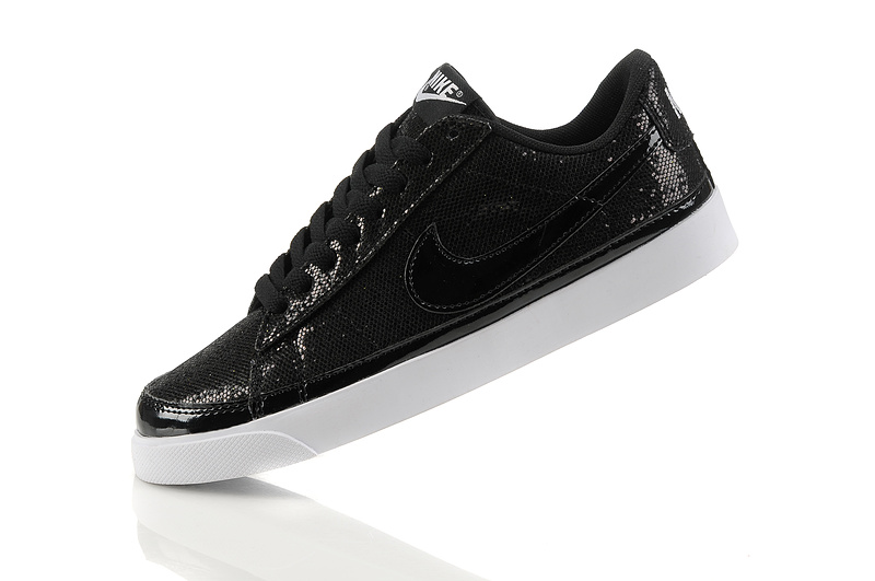 Basket Nike Blazer Noir Pour Femme en Soldes